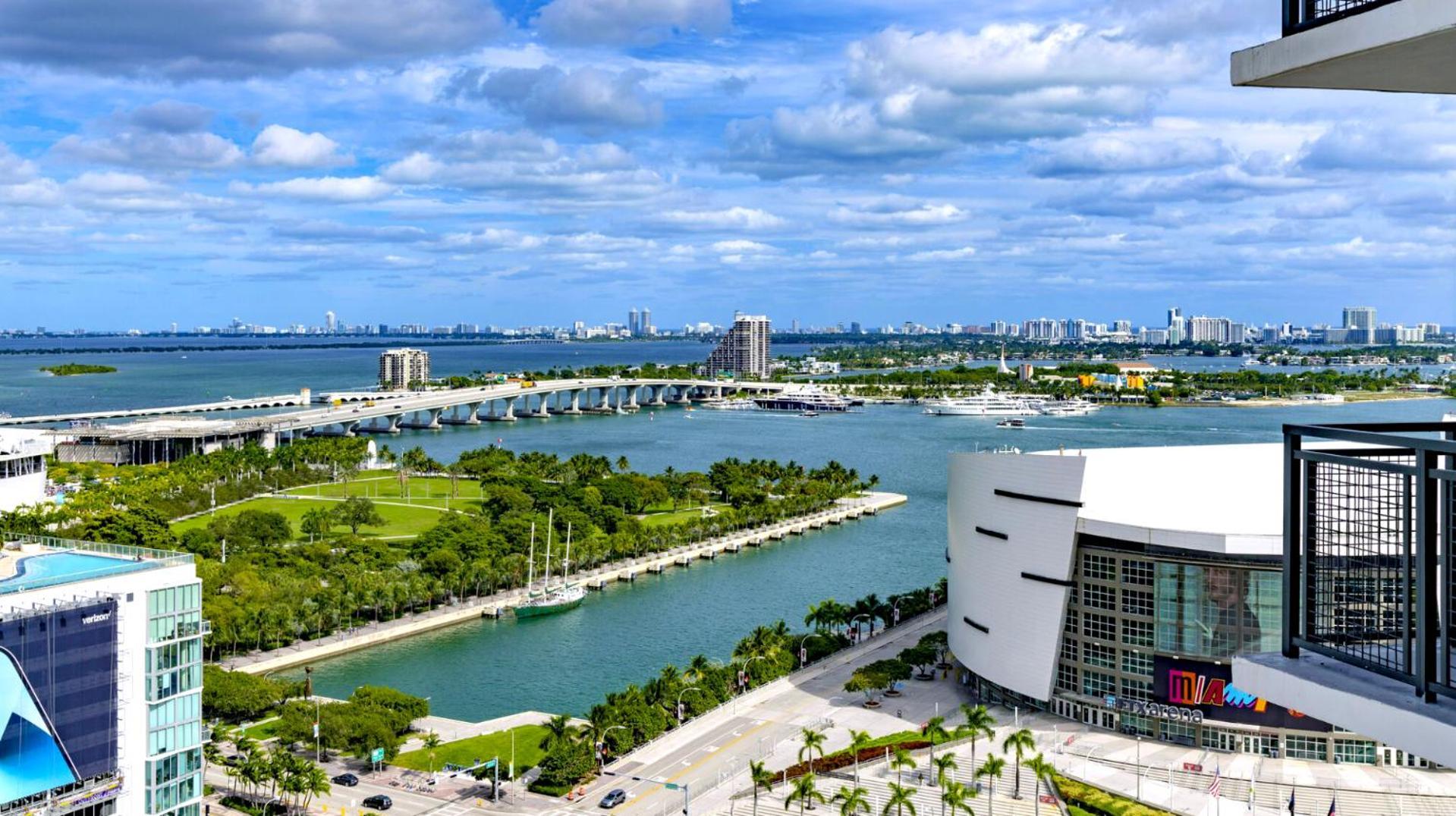 Experience The Perfect Miami Life!! Centrally Located Luxury Condo! Экстерьер фото
